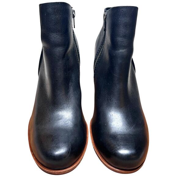 KORK-EASE Natalya Women's Size 7.5 Black Ankle Boots Soft Leather Zip Up Comfort - Picture 8 of 12